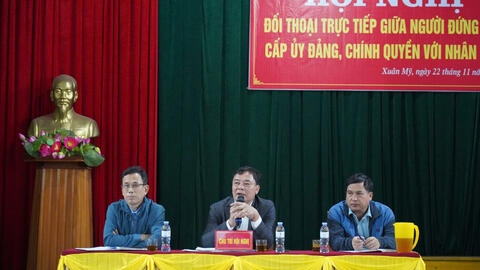 Hội nghị đối thoại trực tiếp giữa người đứng đầu cấp ủy Đảng , Chính quyền với nhân dân